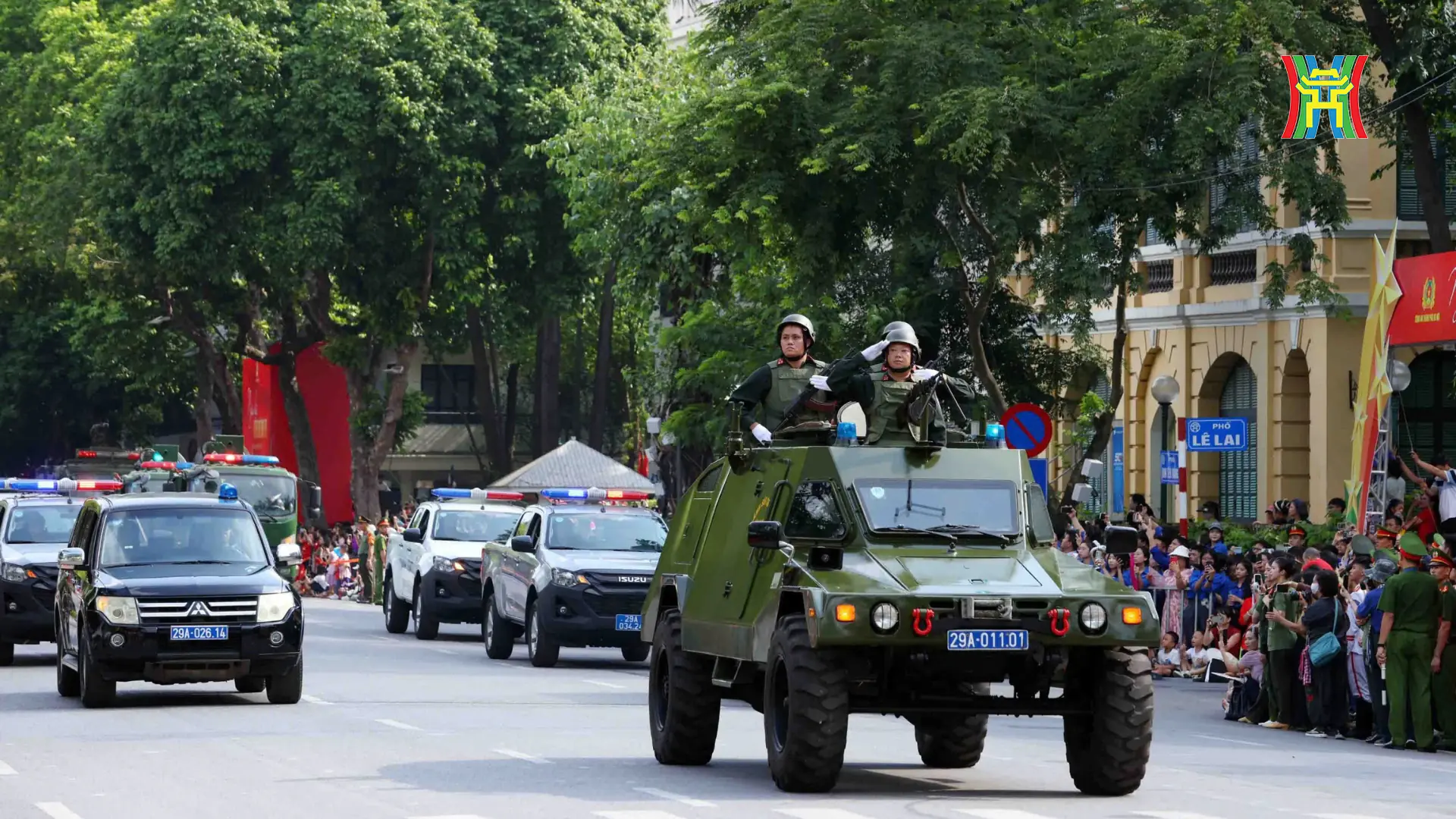 Xe Ram bọc thép